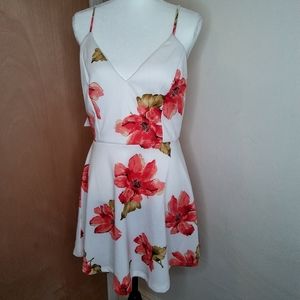 NWOT Love Tree Dress